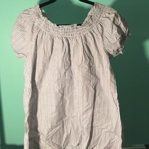 Off the shoulder stripped top 💙